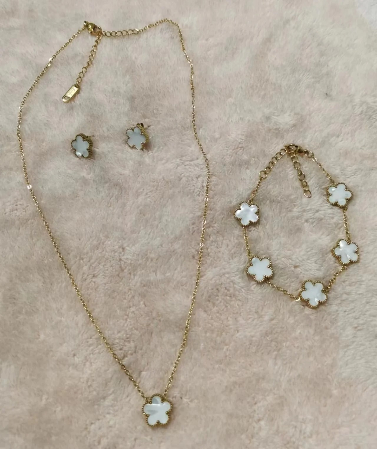 Clover Leaf Bracelet